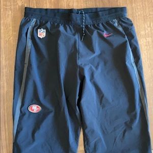 XL men’s Nike workout pants